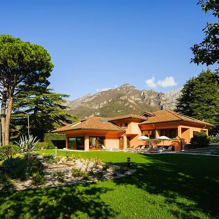 Beatrice * مانديلو ديل لاريو