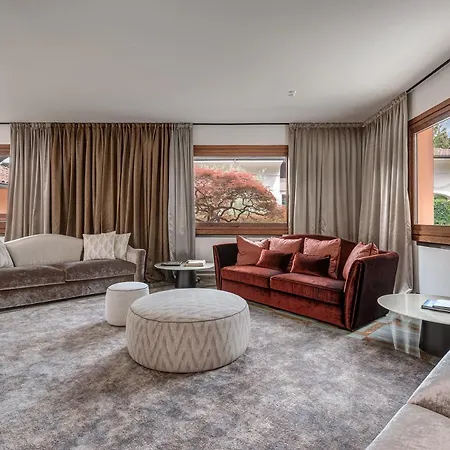 Beatrice مانديلو ديل لاريو