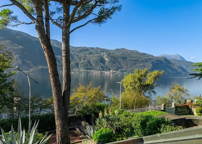 Beatrice Mandello del Lario